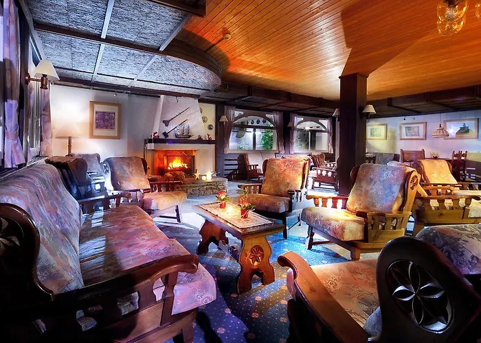 Hotel Aux Mille Etoiles 3*