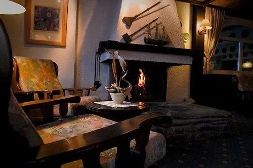 Aux Mille Etoiles Hotel