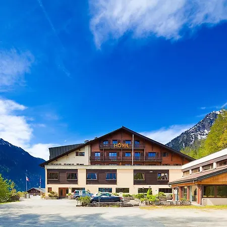 Hotel Aux Mille Etoiles 3*