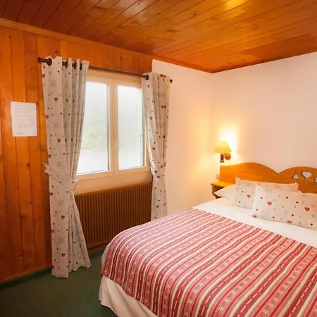 Aux Mille Etoiles Hotel