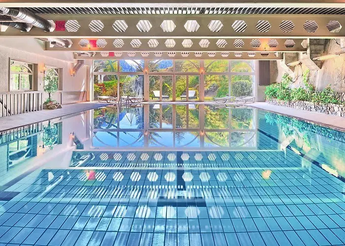 Aux Mille Etoiles Hotel